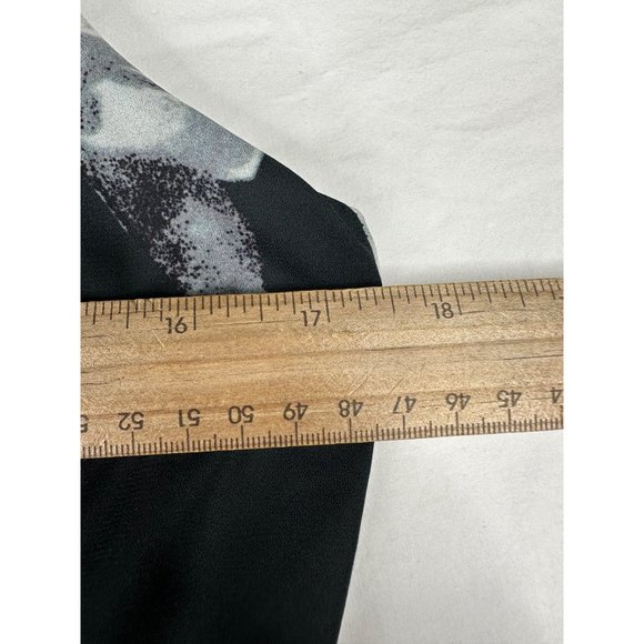 Lulus Ruffle Bellis Floral Print Jumpsuit sz Medium‎ Black/White - Picture 6 of 8